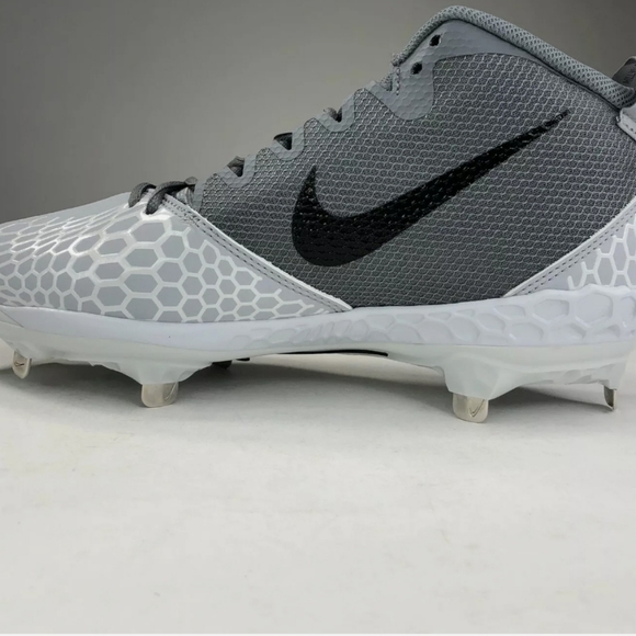 Nike Baseball Cleats Men's Size 15 New - Picture 2 of 4